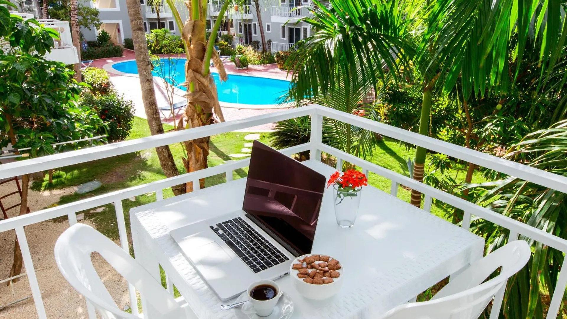 Szálloda Tropicana Suites Deluxe Playa Los Corales - Wifi, Beach, Pool Punta Cana