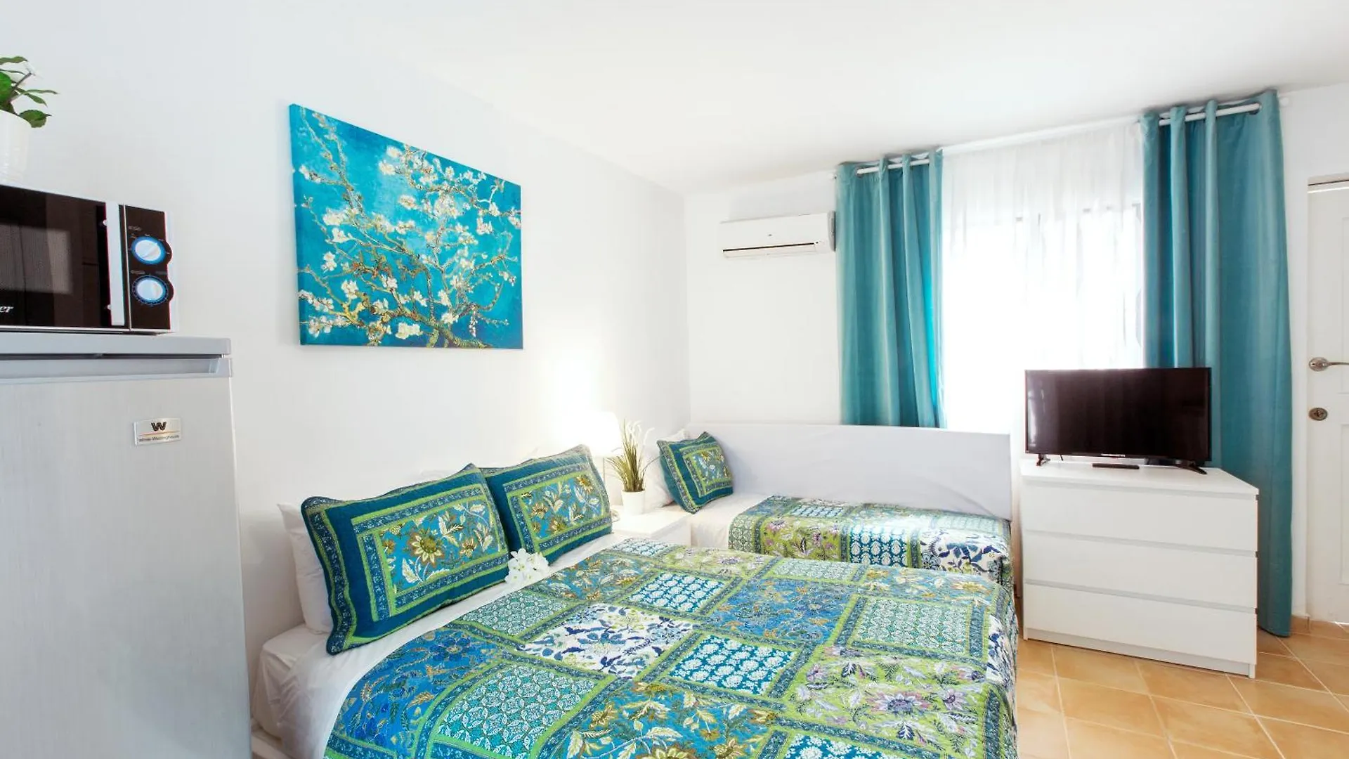 Ξενοδοχείο Tropicana Suites Deluxe Playa Los Corales - Wifi, Beach, Pool Πούντα Κάνα