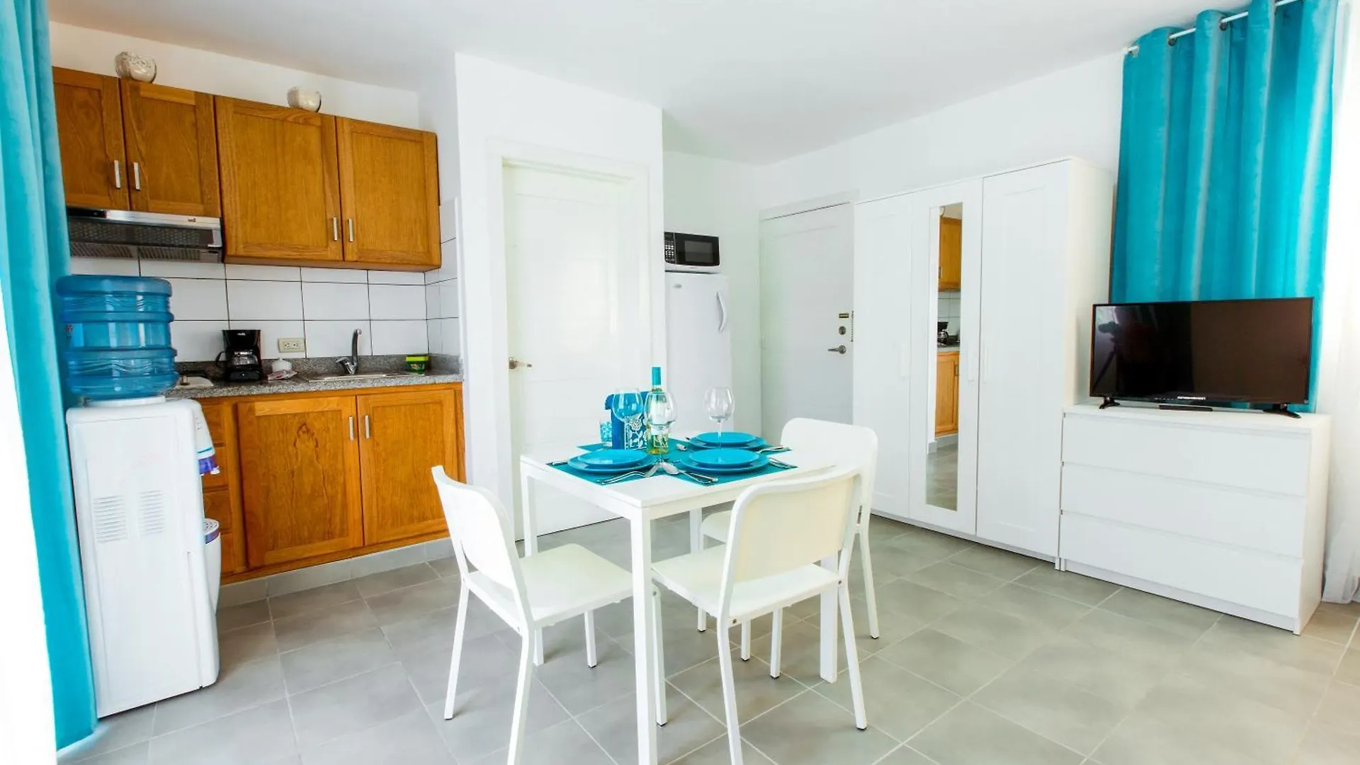 Tropicana Suites Deluxe Playa Los Corales - Wifi, Beach, Pool Πούντα Κάνα 5*,  Δομινικανή Δημοκρατία