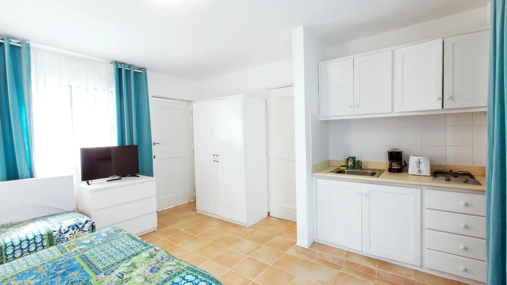 Tropicana Suites Deluxe Playa Los Corales - Wifi, Beach, Pool Πούντα Κάνα 5*,