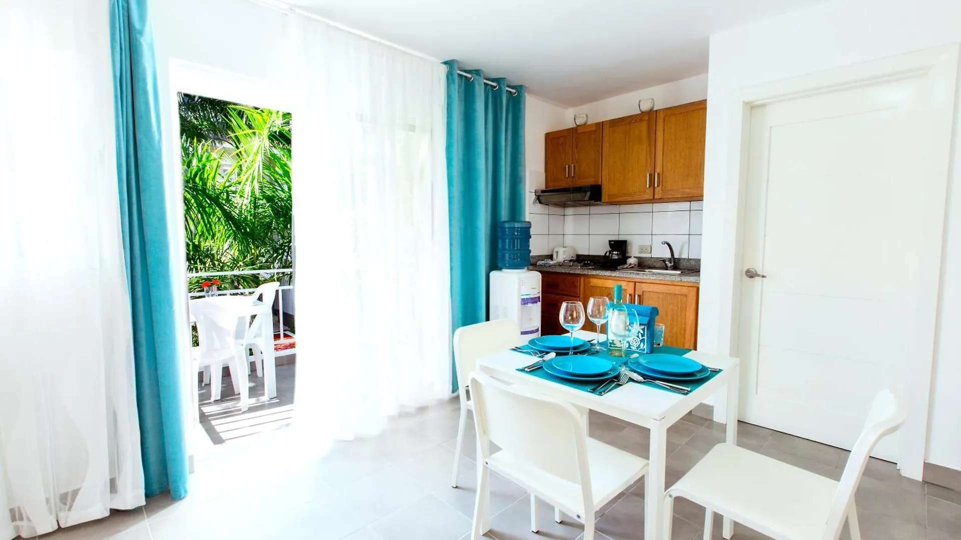 Tropicana Suites Deluxe Playa Los Corales - Wifi, Beach, Pool Πούντα Κάνα 5*,  Δομινικανή Δημοκρατία