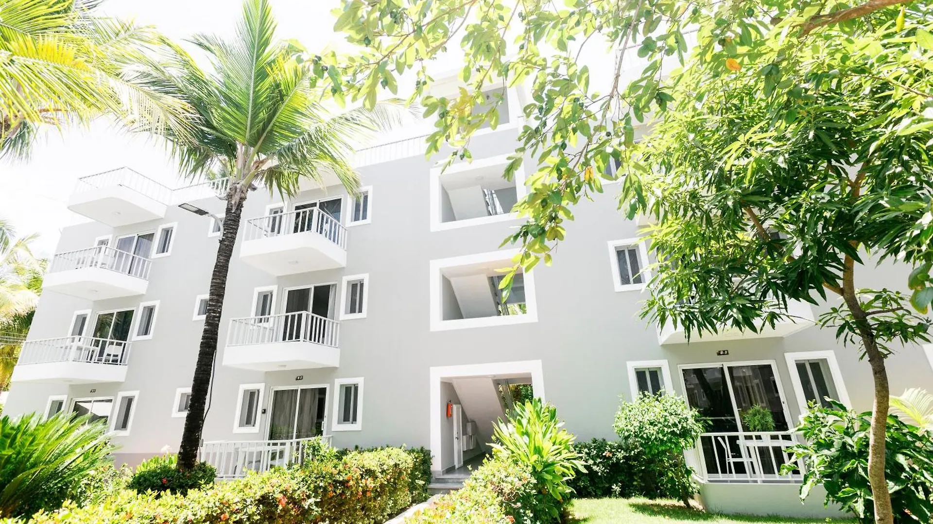 Ξενοδοχείο Tropicana Suites Deluxe Playa Los Corales - Wifi, Beach, Pool Πούντα Κάνα